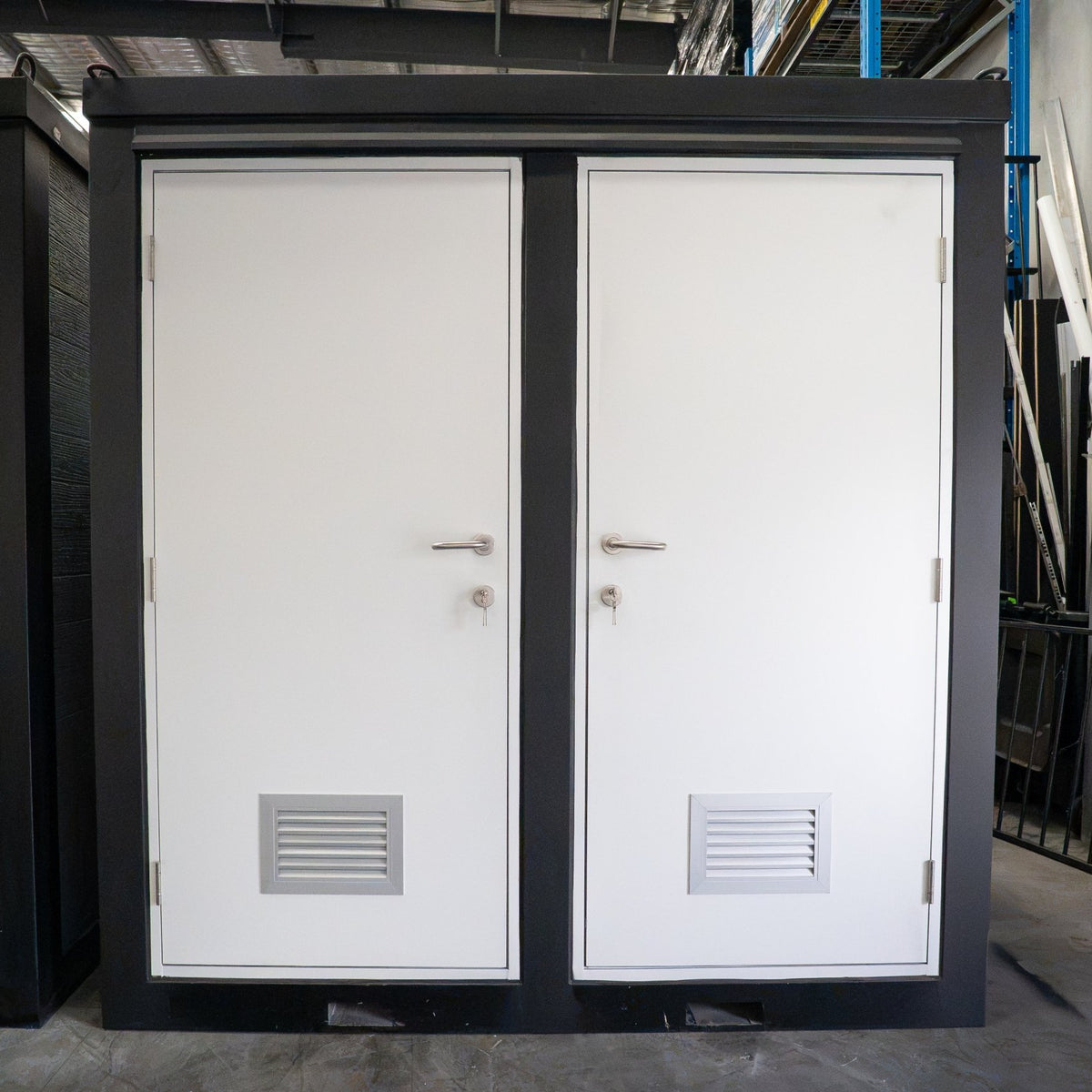 Double Toilet Pod
