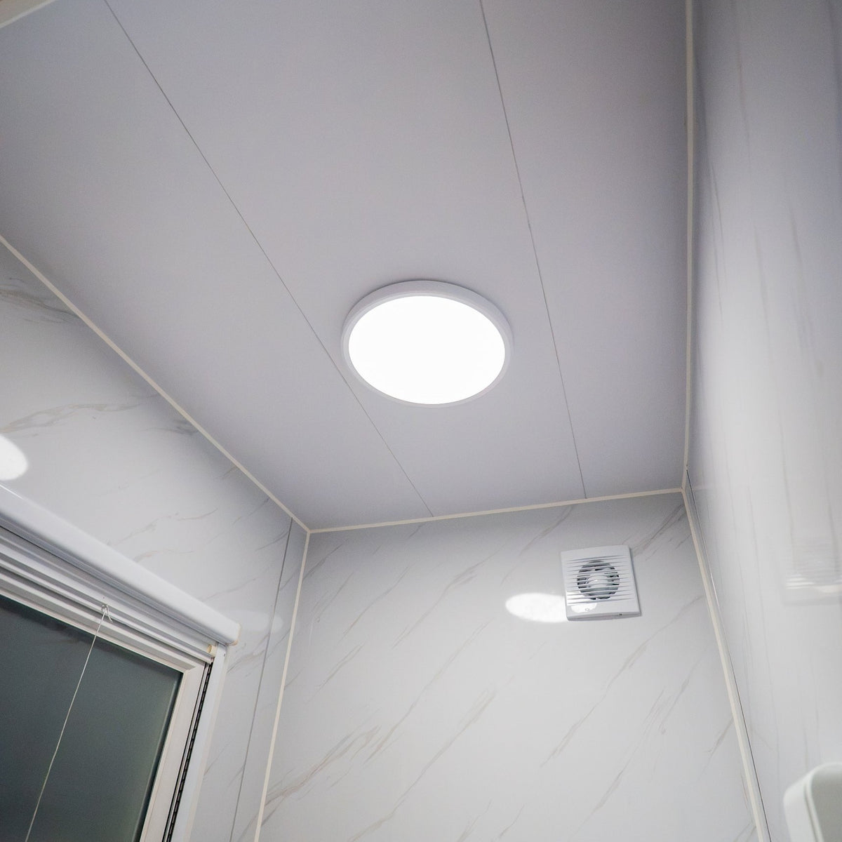 Double Toilet Pod