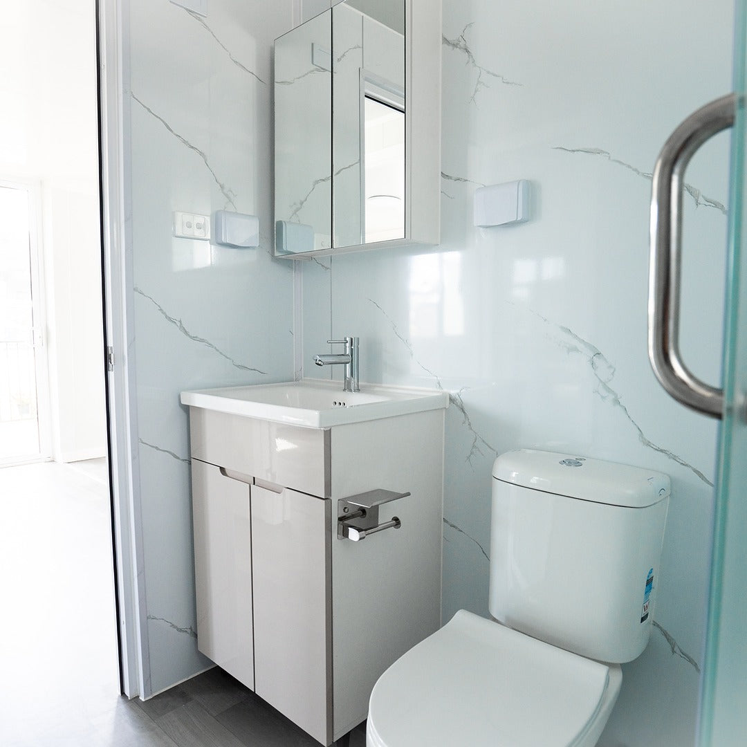 20ft | The Bach 1-Bed XL